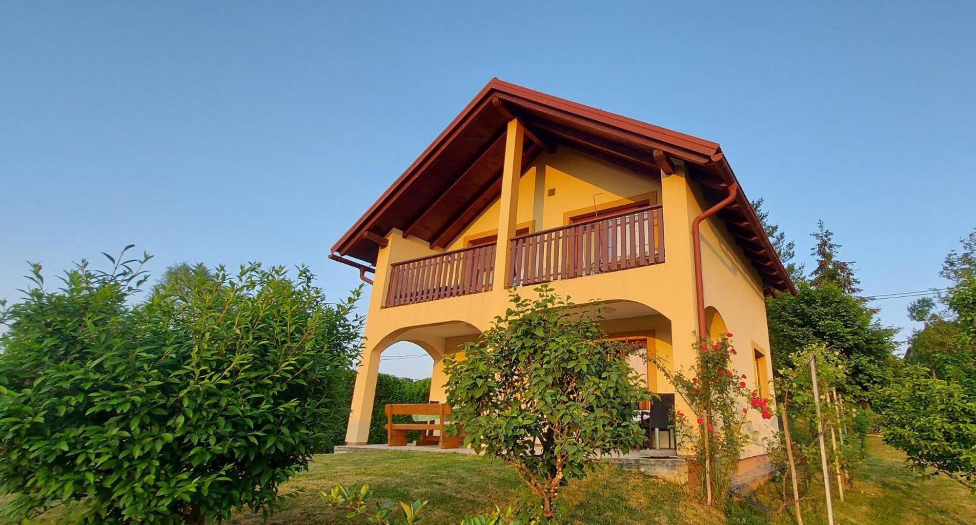 Holiday House And Apartments Vale Duga Resa Exterior photo